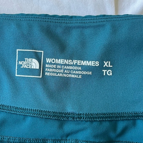 NWOT The North Face Women’s “Arque” Teal UNLINED Athletic Shorts SIZE XL - Picture 9 of 11